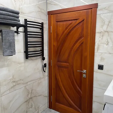 Brivibas Residence - South / North, Free Privat Parking, Free Wifi, Self Check-In Riika Exterior photo
