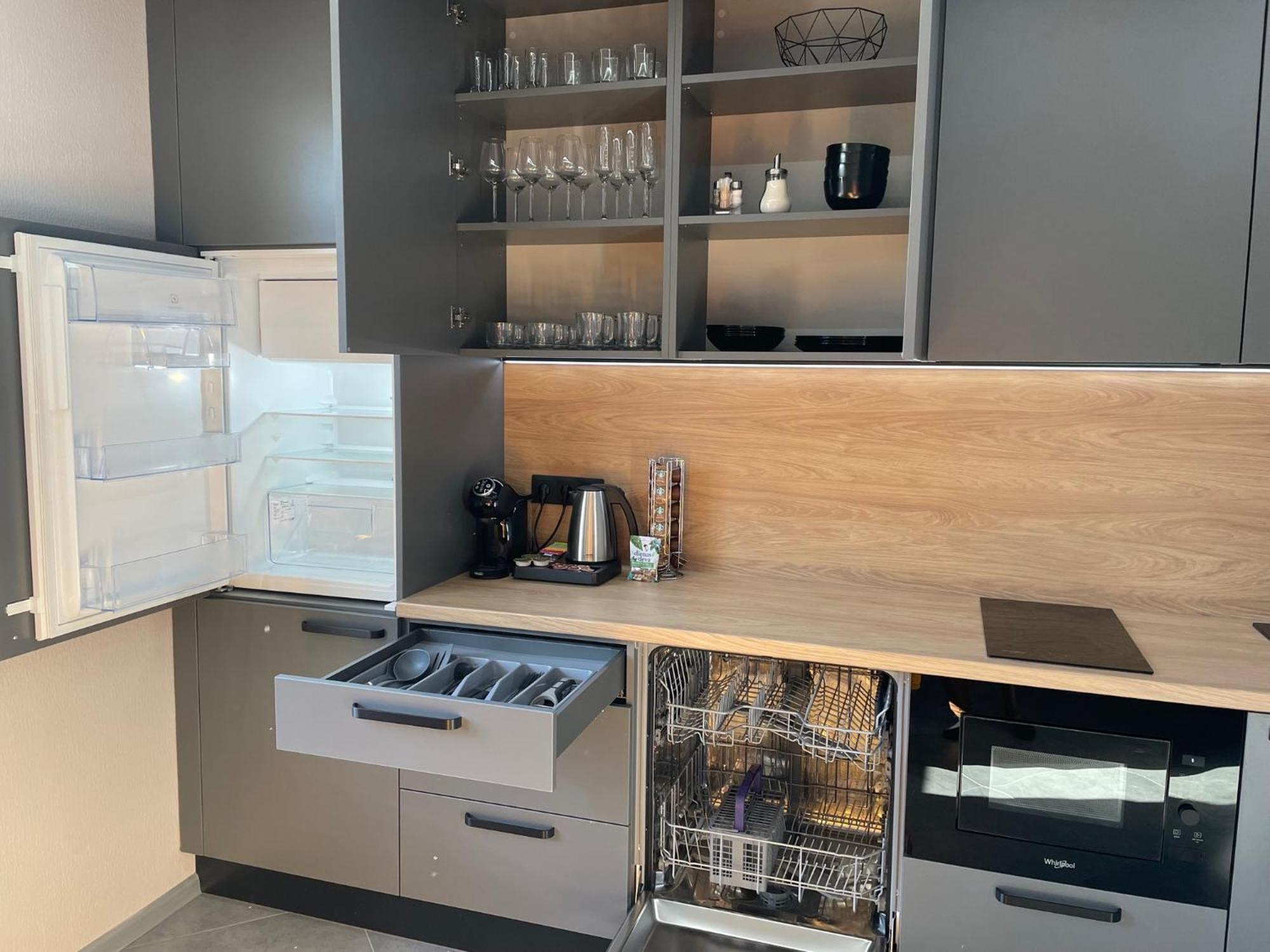 Brivibas - South / North, Free Privat Parking, Free Wifi, Self Check-in Huoneisto