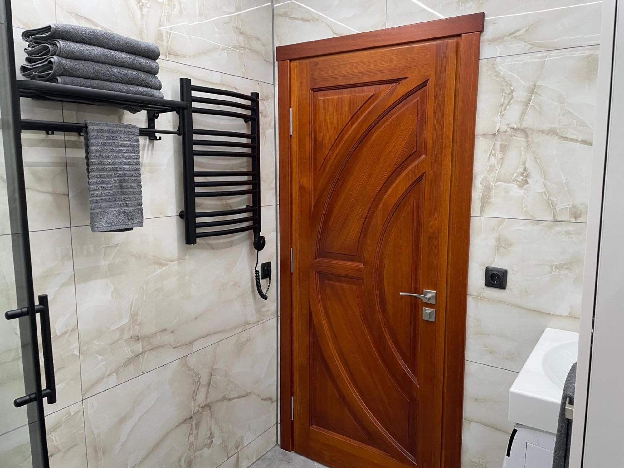 Brivibas - South / North, Free Privat Parking, Free Wifi, Self Check-in Рига